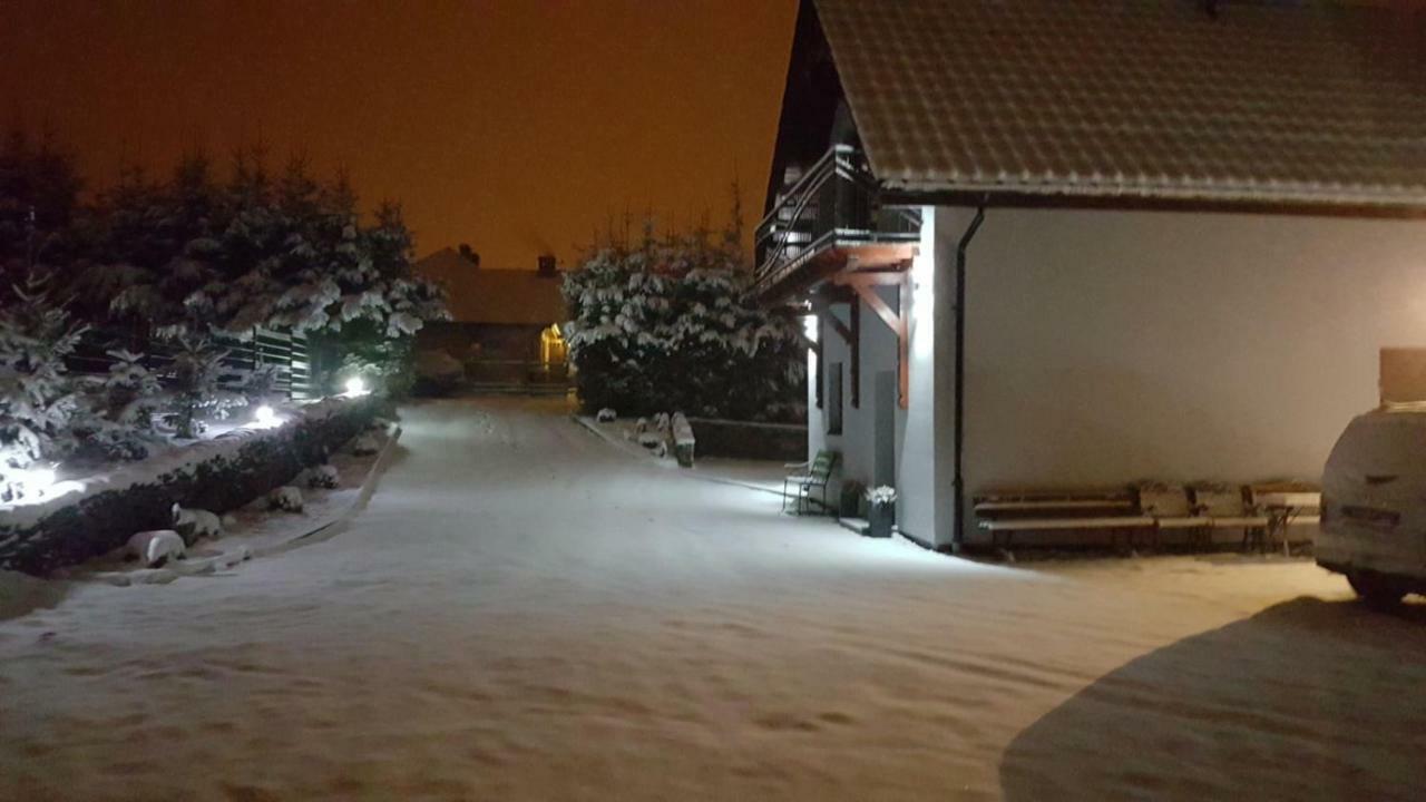 Apartamento Adusiówka Stronie Śląskie Exterior foto