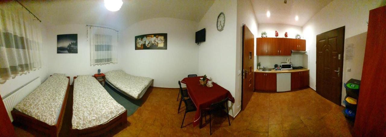 Apartamento Adusiówka Stronie Śląskie Exterior foto